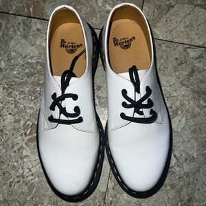 Patent leather Oxford’s Doc Marten